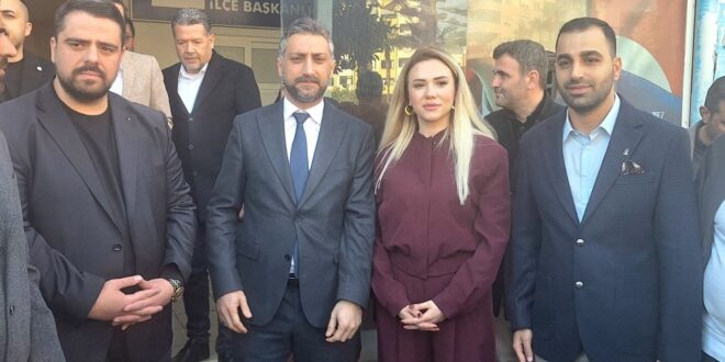 AK Parti Yenişehir’de Başkanlık Değişimi: Seyidhan Kartal Göreve Başladı